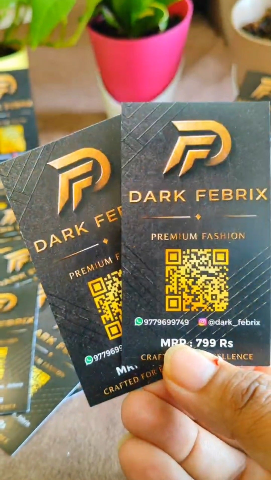 Custom Tags | Clothing & Packaging